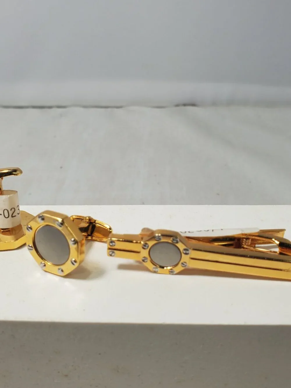 Designer Style Octagonal Geometric gold Cufflink  Tie Slide Set w/ Silver Center